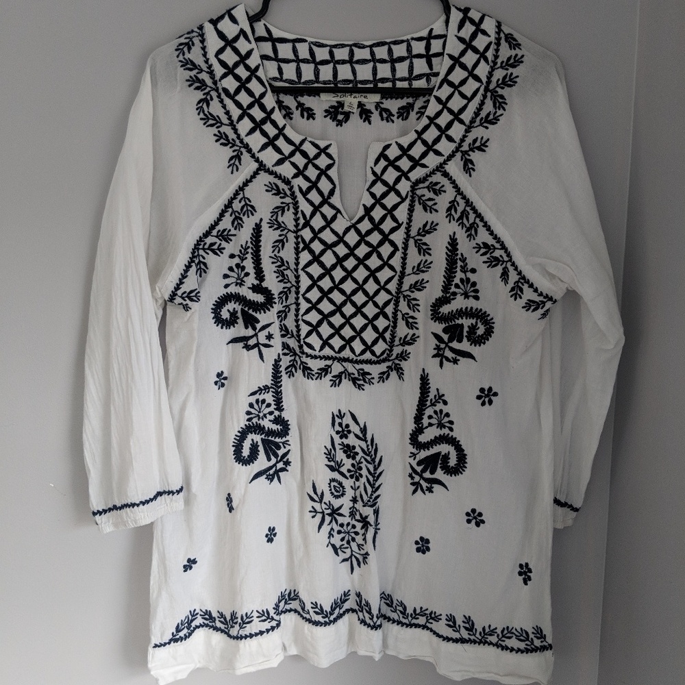 3/4 Sleeve Blouse with Navy Detail